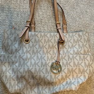 Michael Kors purse